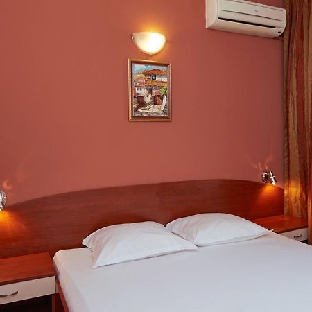 Guesthouse Kirov Равда Экстерьер фото