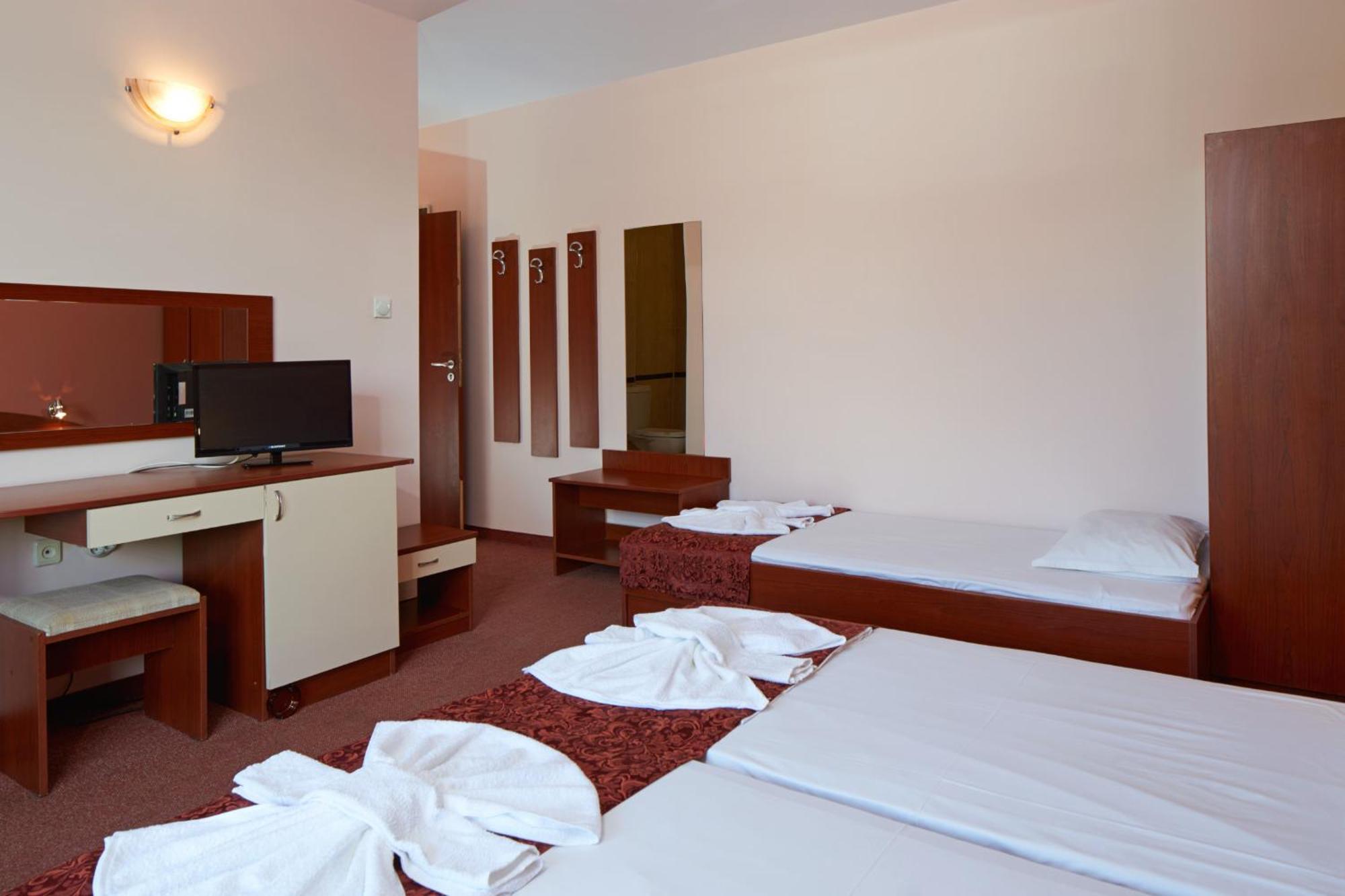 Guesthouse Kirov Равда Экстерьер фото