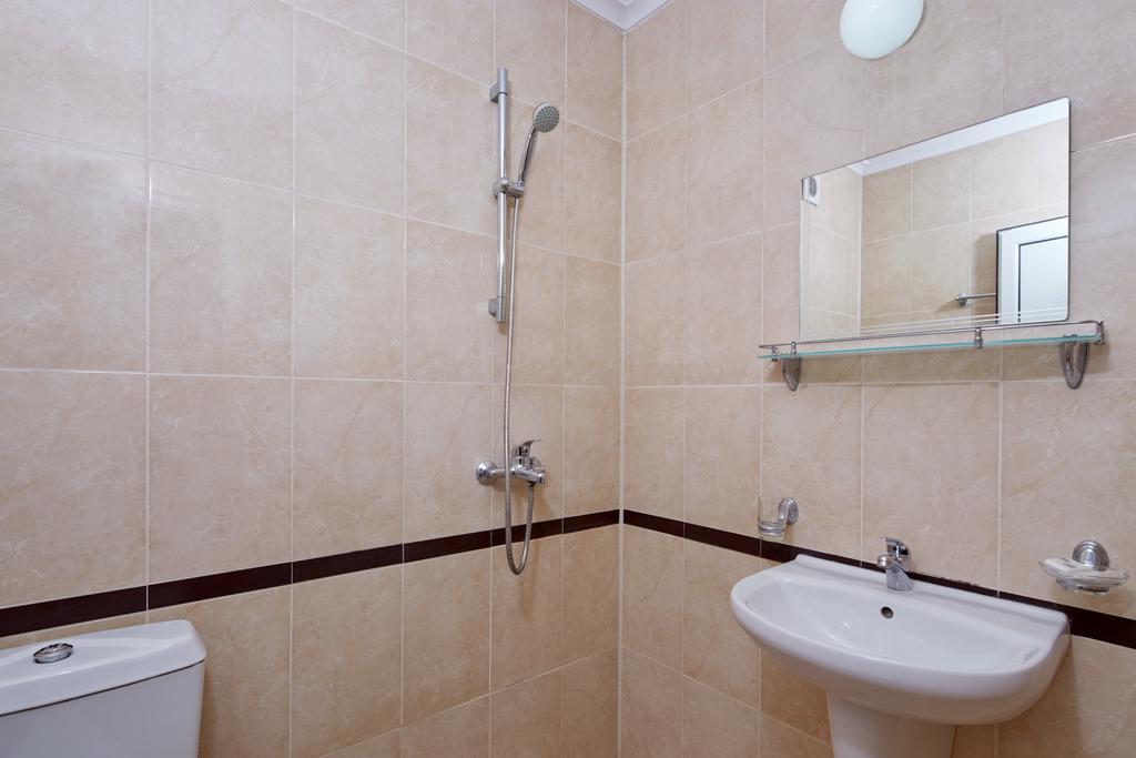 Guesthouse Kirov Равда Экстерьер фото
