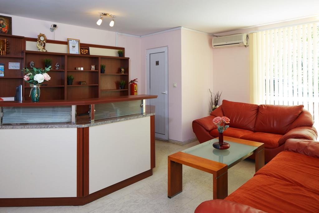 Guesthouse Kirov Равда Экстерьер фото